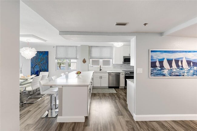 Photo - 97 Sunset Dr Unit 201