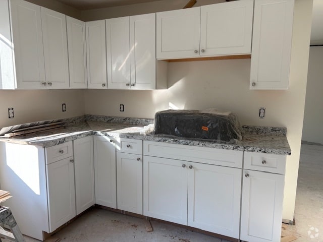 Building Photo - 13 Center St Unit 3 Rental