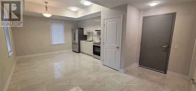 Photo - 32 Wellington St E Unité 108