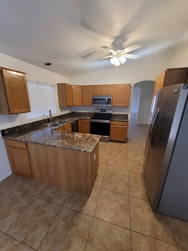 Photo - Corner 3/2 with fireplace for rent