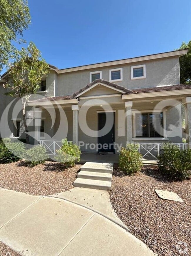 Building Photo - 3834 E Santa Fe Ln Rental