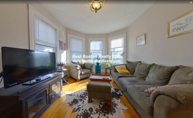 Building Photo - 125 Hampshire St Unit 3