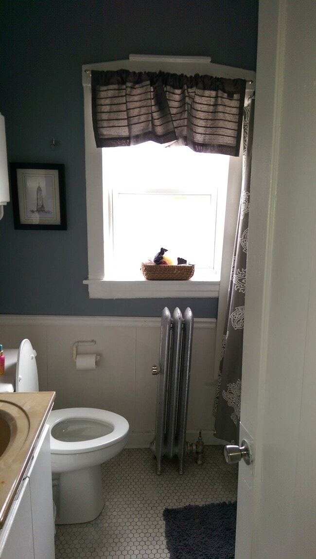 Photo - 831 W Cornelia Ave Unit 1E