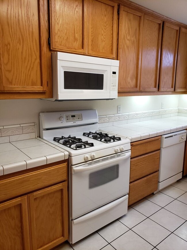 Photo - 881 Cally Ct Unit B