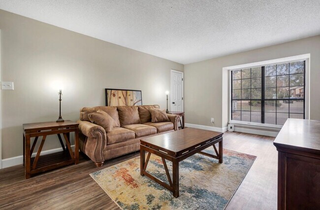 Photo - 1957 Darryl Dr