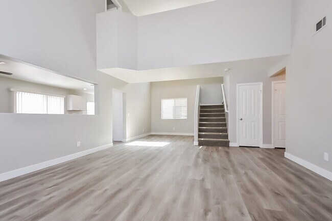 Photo - 7640 W Delhi Ave