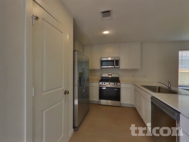 Photo - 3060 Dawn Sound Dr