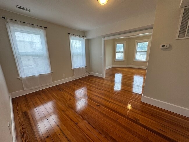Photo - 72 Forest St Apartment Unit 2