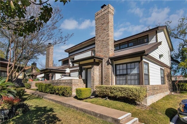 Photo - 1748 Ohlen Rd Unidad 99