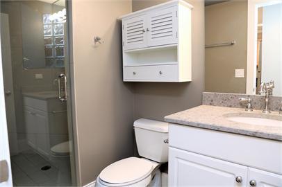 Photo - 3821 N Lakewood Ave