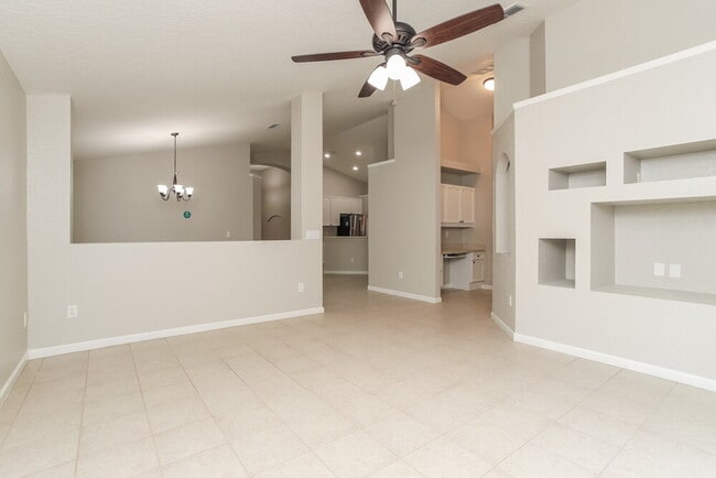 2982 White Cedar Cir