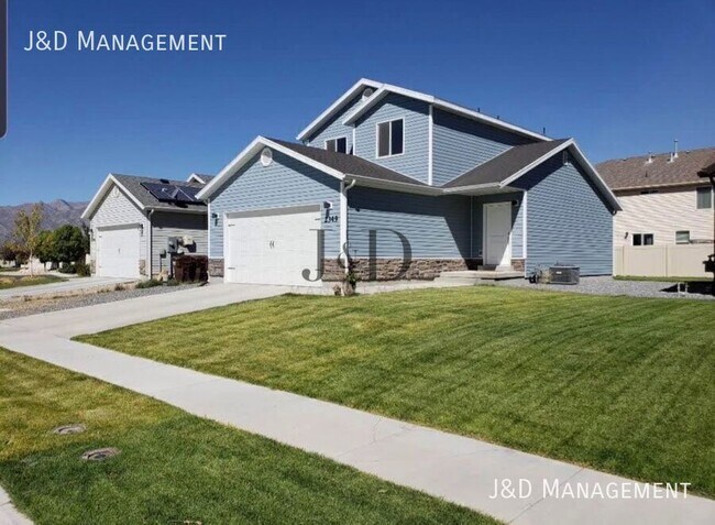 2349 Jim Bridger Dr