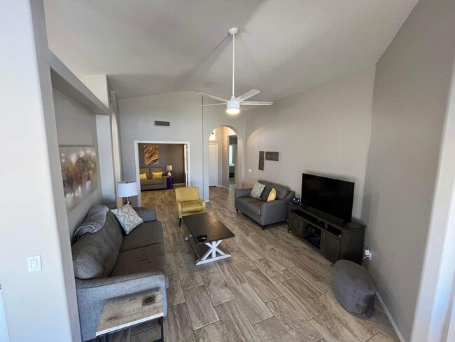 Photo - 11669 W Pine Mountain Ct