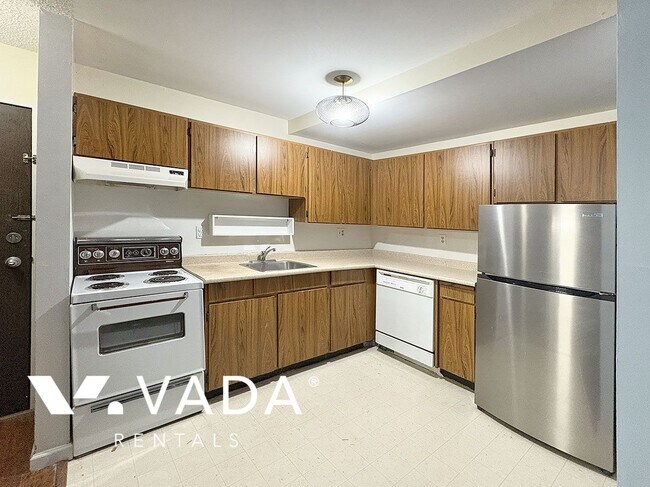 Photo - Creekside Manor 2 Bedroom Apartment Rental... Unit 106