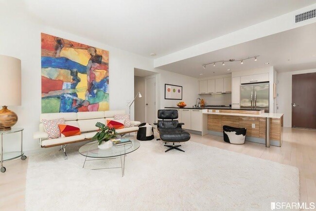 Building Photo - 631 Folsom St