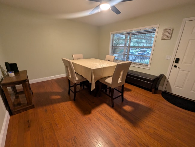 Photo - 4354 Marsh Rd