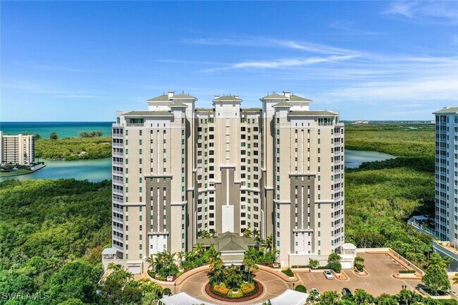 Photo - 295 Grande Way Unidad 404 Rental