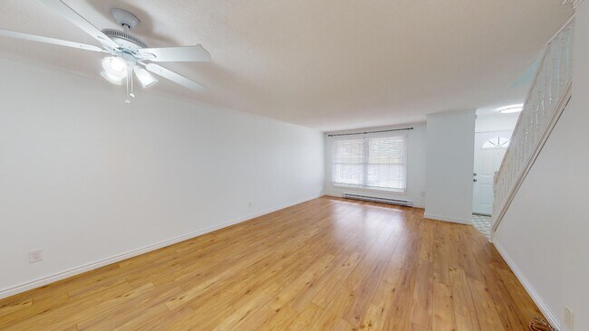 Photo - MODERN THREE BEDROOM TOWNHOME BY WHITEHOAK... Unit 56