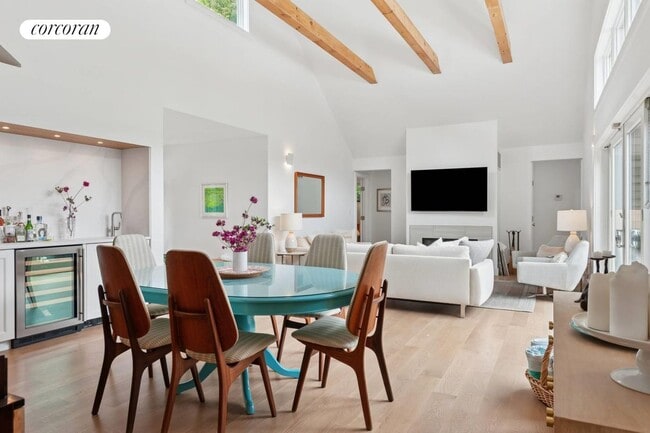 Photo - 55 Hildreth Ln