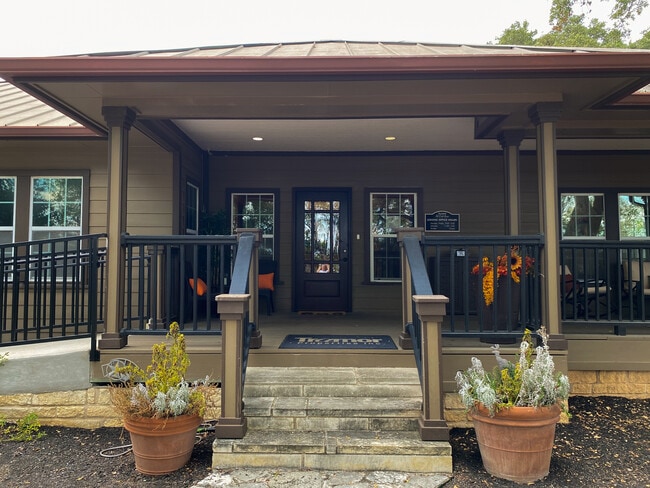 Leasing Office