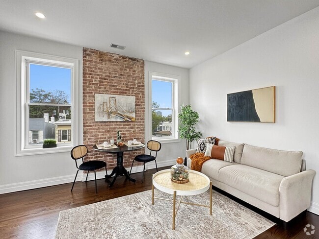 Building Photo - 2 Webster Ave Rental
