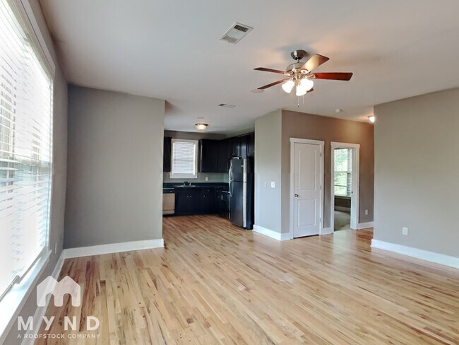 Photo - 175 Herring St