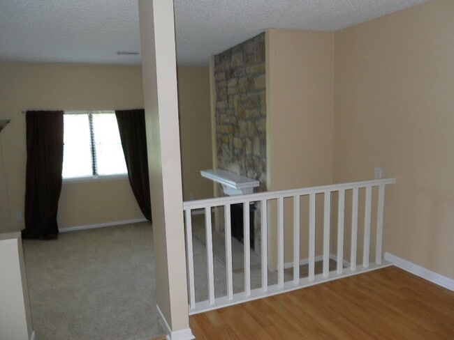 Photo - 1305 Westbrooke St