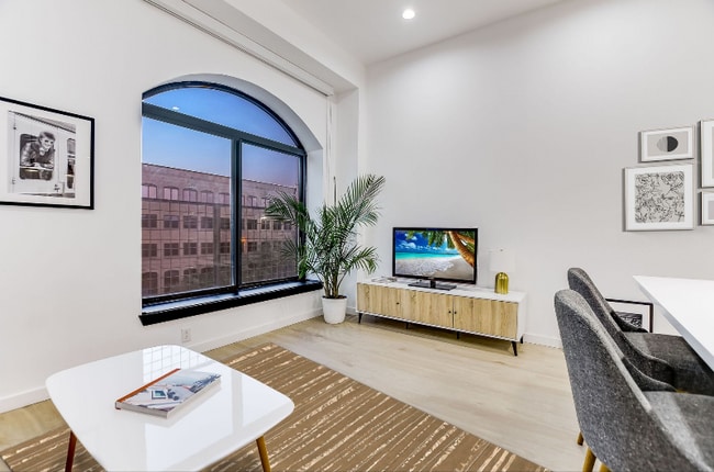 Photo - 507 Sabine St Unidad 303