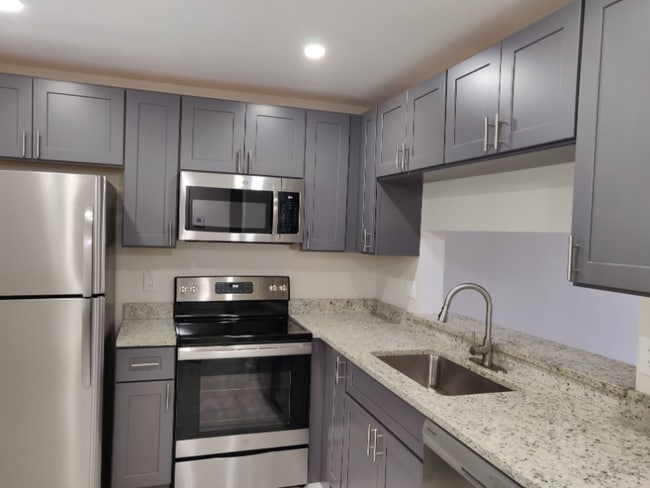 Photo - 8830 Royal Palm Blvd Unit 202