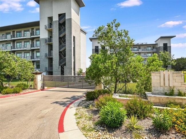 Photo - 5921 Hiline Rd Unit 1.501