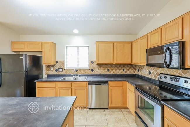 Photo - 11825 W Maui Ln