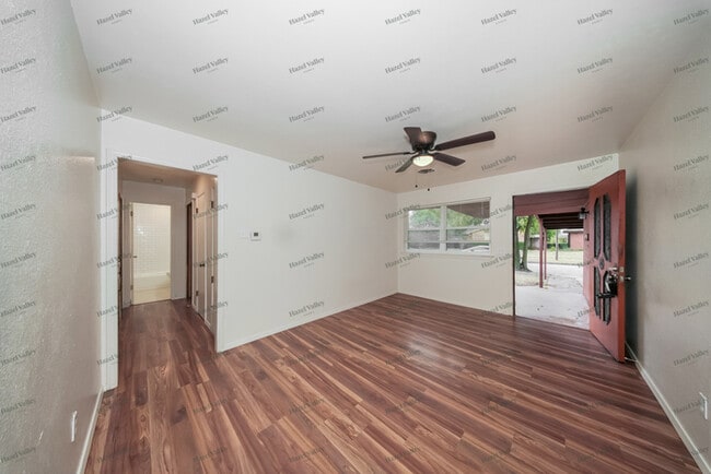 Photo - 3101 Dentwood Terrace