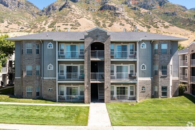 Building Photo - 392 N Seven Peaks Blvd Unit 322 Rental