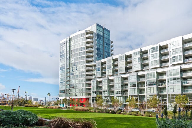Building Photo - 420 Mission Bay Boulevard North