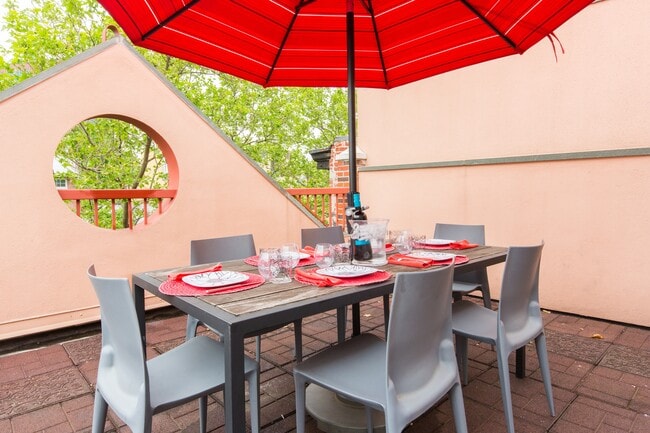 Photo - 396 Dean St Townhome