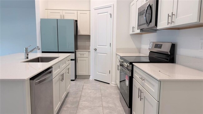 Photo - 1129 Deepwater Cir