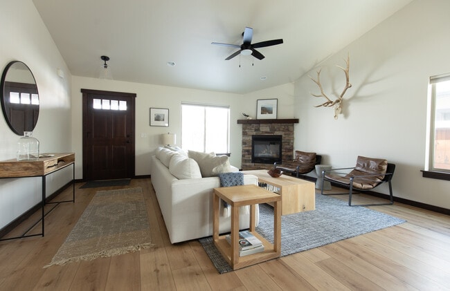 Photo - 3810 Bur Ave