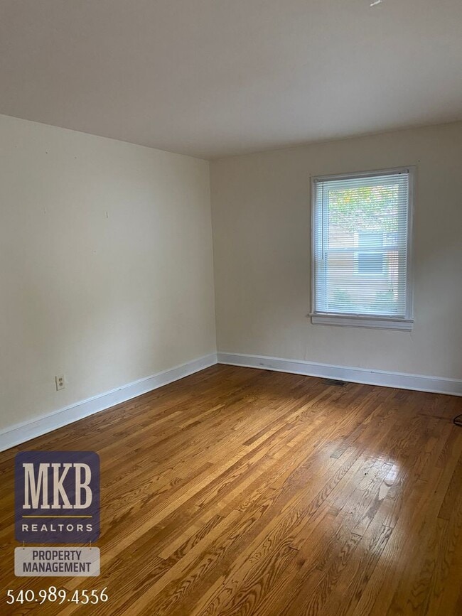 Photo - 3 Bedroom, 1 1/2 Bath Cape Cod