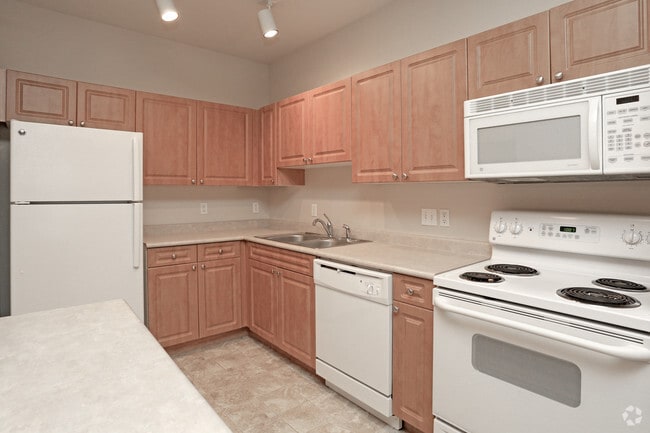 1BR, 1BA - C125 (Graham Place Senior Community)