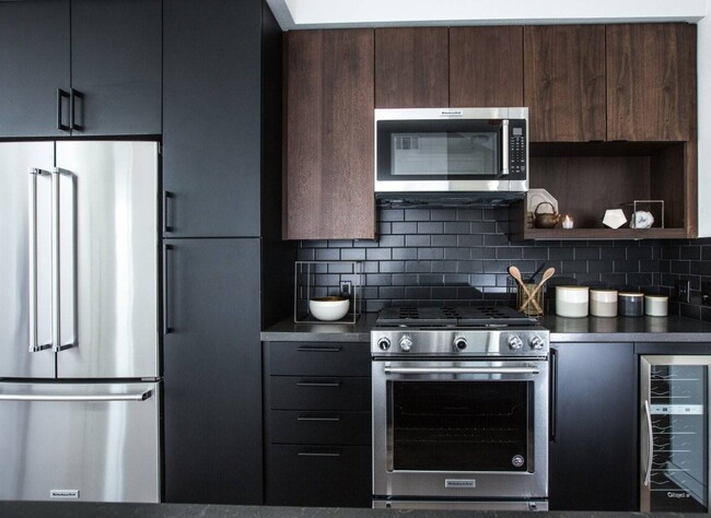 Building Photo - Vinz on Fairfax Rental