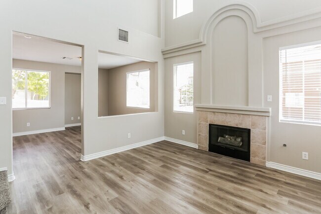 5443 Cape Jasmine Ct