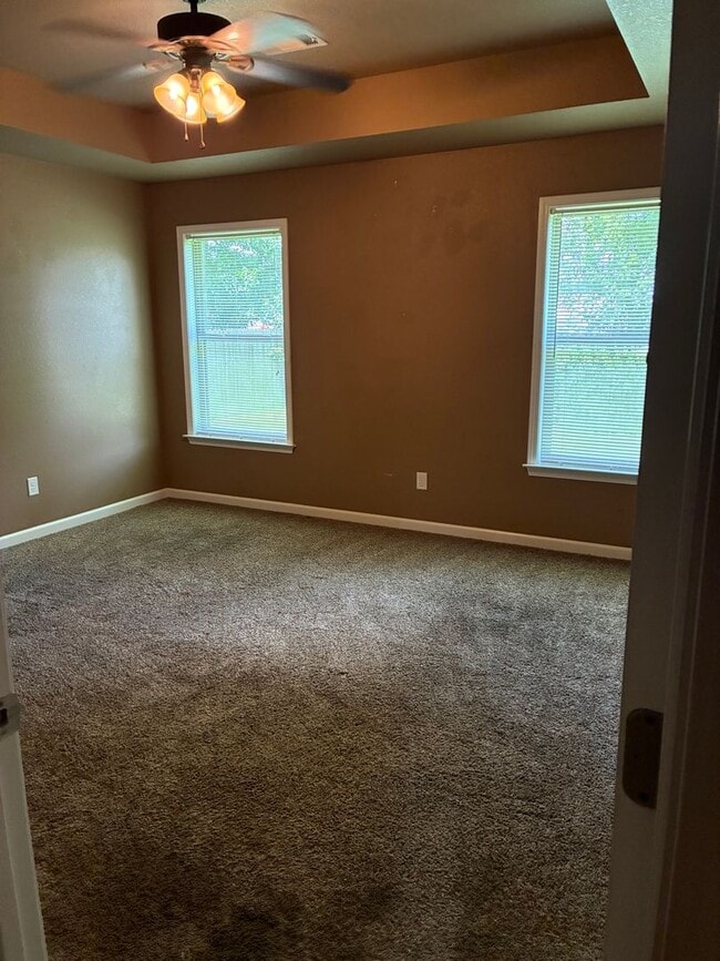 Photo - 2712 Ridgewood Rd