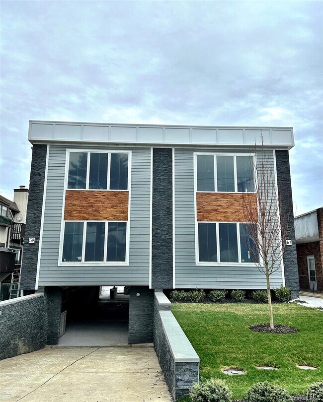 Building Photo - 59 Orchard Beach Blvd Unit B