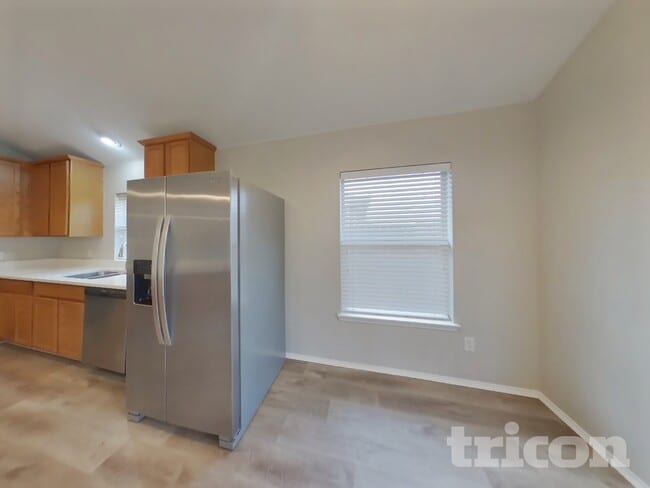 Photo - 707 Fireberry Dr