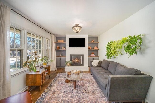 Photo - 4129 Tamerlane Dr