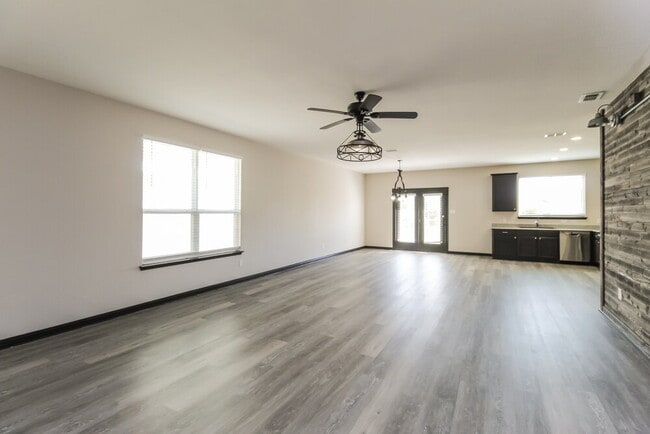 Photo - 9136 Benevolent Ct