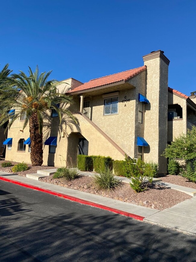 Building Photo - AMERICANA Property Mgmt - Downstairs 2 Bed... Rental