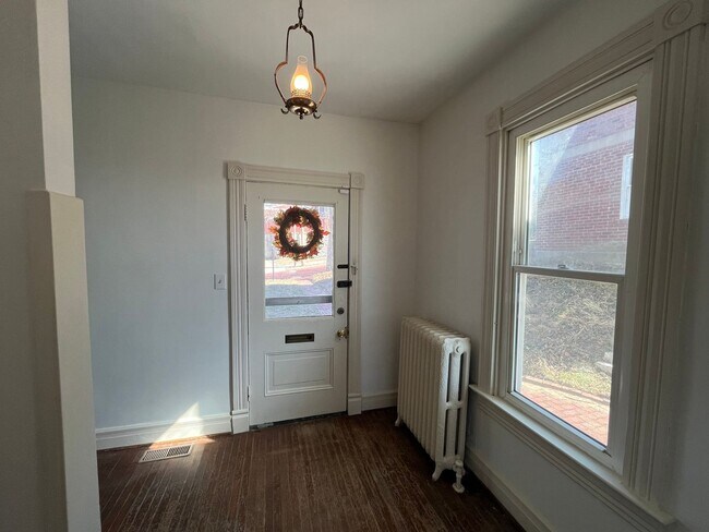 Photo - Breathtaking River Views!