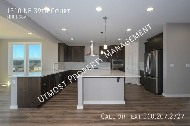 Photo - 1310 NE 39th Ct