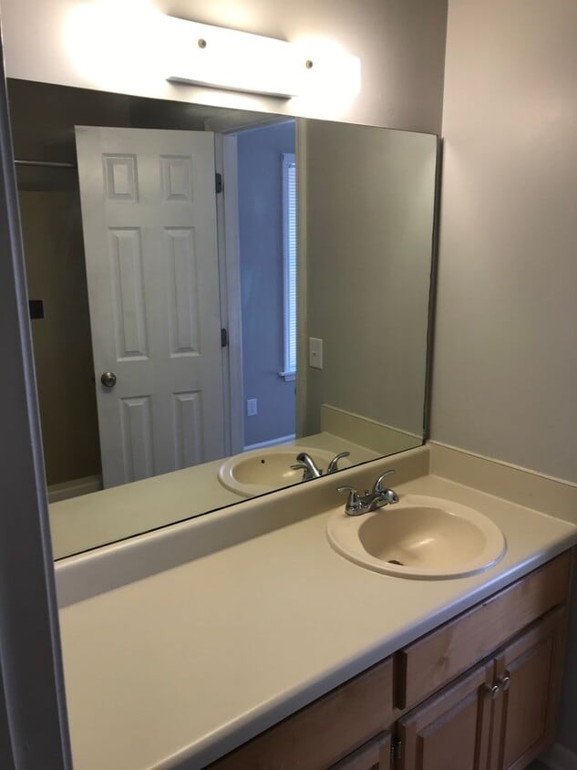 Photo - 248 East Veterans Boulevard Auburn, AL 36832